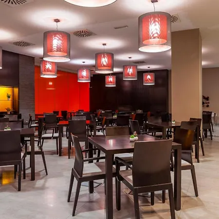 Macià Real De La Alhambra Hotel 4*