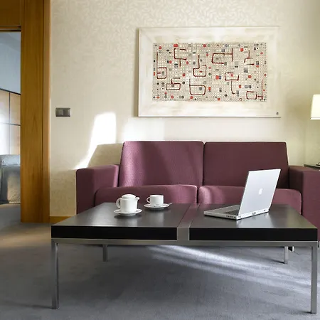 Hotel Macià Real De La Alhambra 4*