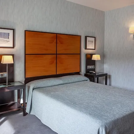 Macia Real De La Alhambra 4*