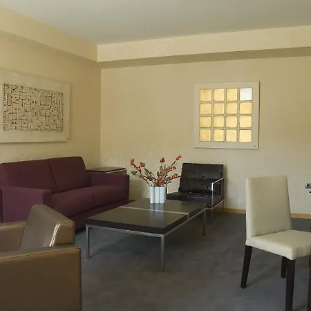 Macia Real De La Alhambra 4*